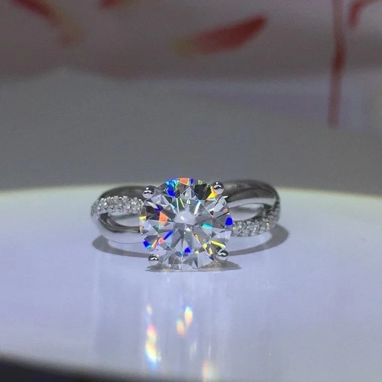 אמיתי 18K לבן זהב לבן טבעת צלב המשולב נשים אירוסין מסיבת הנישואין טבעת נישואין עגול Moissanite יהלום Luxuly