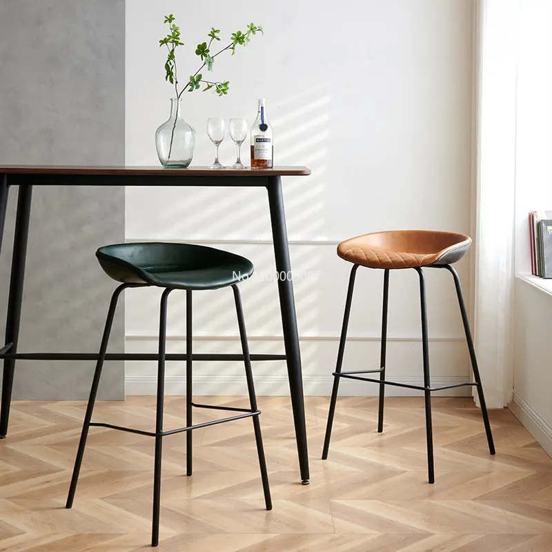 סקנדינבי מודרני מינימליסטי בר שרפרף הביתה גבוהה צואה כסא בר מסעדה עור ברזל יצוק כיסא בר כסאות בר למטבח