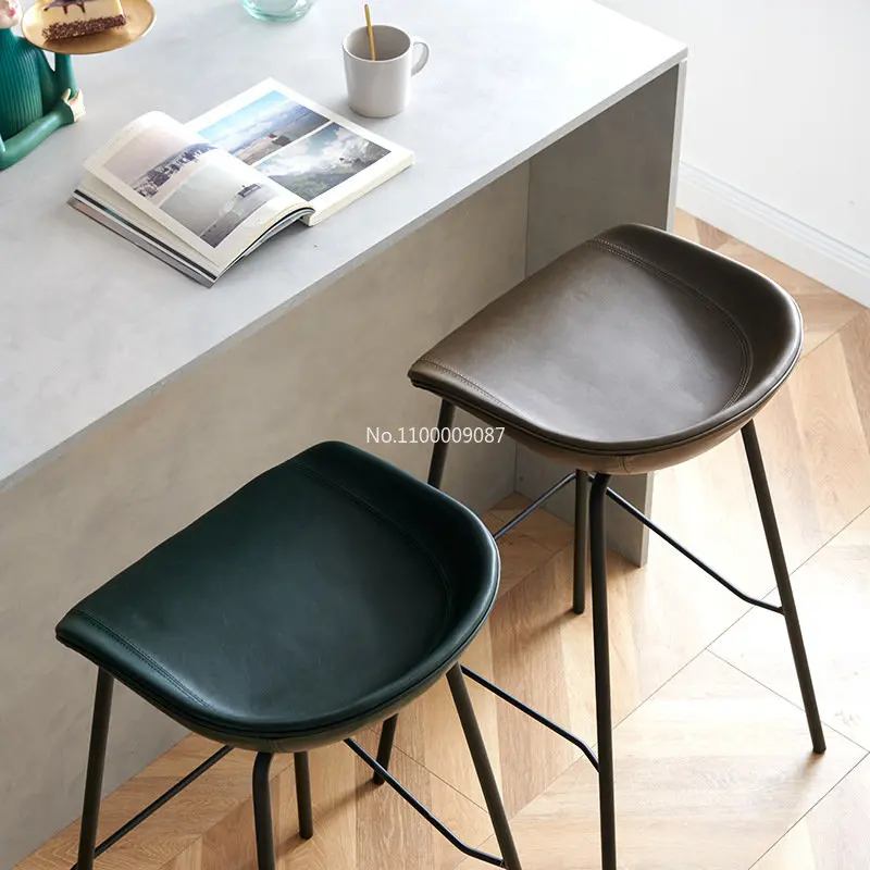 סקנדינבי מודרני מינימליסטי בר שרפרף הביתה גבוהה צואה כסא בר מסעדה עור ברזל יצוק כיסא בר כסאות בר למטבח